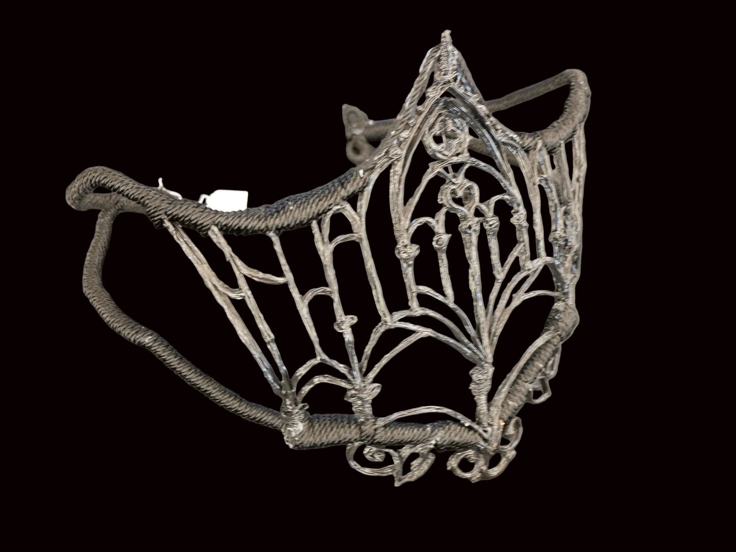 Bustier cathédrale 3D sculptural avec détails architecturaux, pièce artisanale élégante