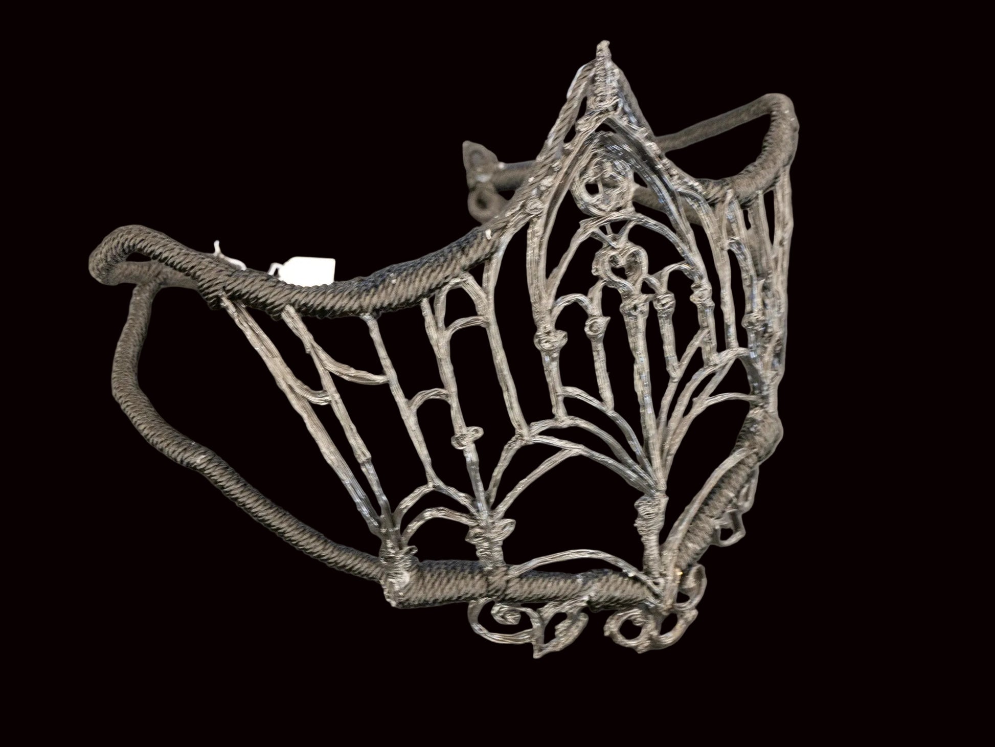 Bustier cathédrale 3D sculptural avec détails architecturaux, pièce artisanale élégante