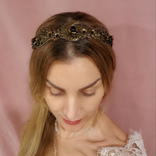 Load image into Gallery viewer, Principessa crown