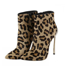 Load image into Gallery viewer, Leopard Pointed Toe Booties